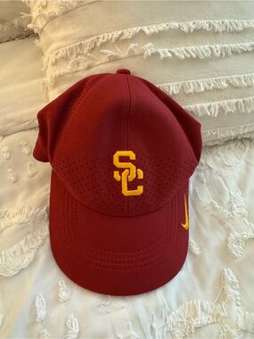 USC (University of Southern California) Cardinal Nike  Cap